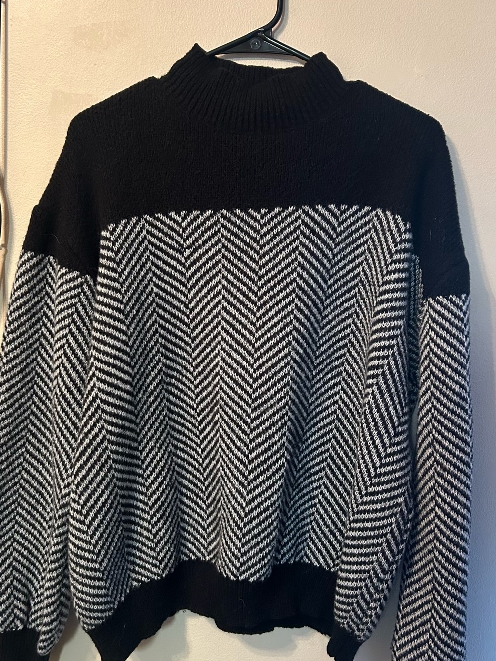 Black & White Herringbone Knit Sweater Poncho